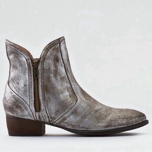Seychelles Women's Silver Mettalic Lucky Penny Distressed Ankle Boots  Sz 7